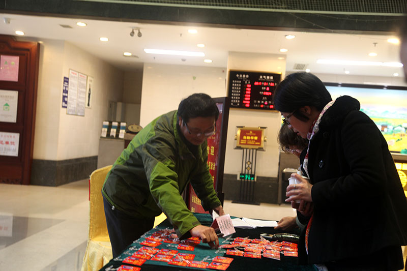 2017.1.6政协委员报到图片 (138).jpg 2017.1.6政协委员报到图片 (138).jpg